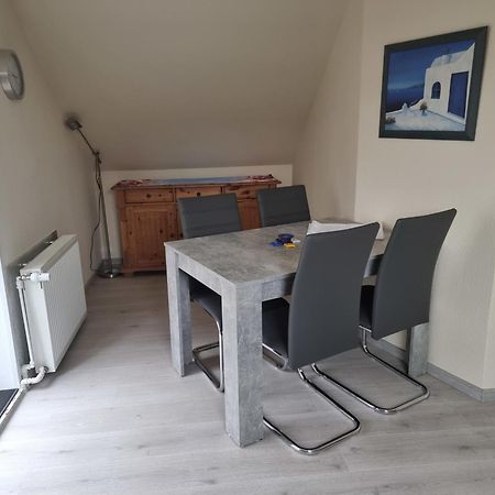 Ferienwohnungen Oeker - Whg 2 - Familiengerechte Fewo Mit 2 Sz, Nur Wenige Gehminuten Zum Hauptstrand Groemitz Exterior photo
